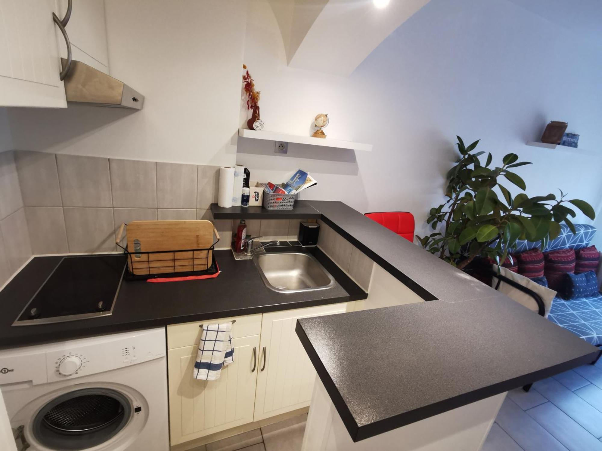 Studio Et Stationnement Offert Centre Hyères Extérieur photo