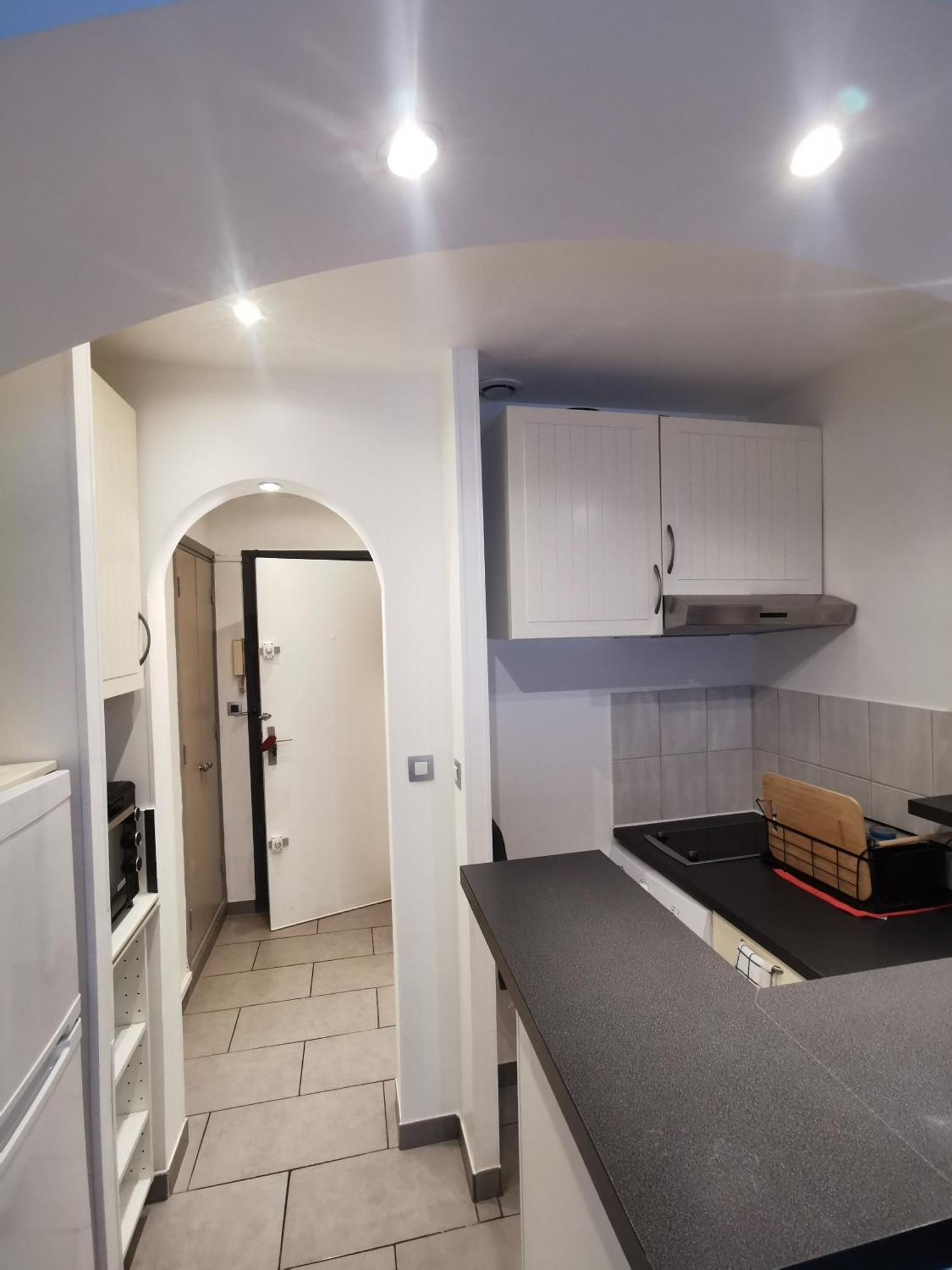 Studio Et Stationnement Offert Centre Hyères Extérieur photo